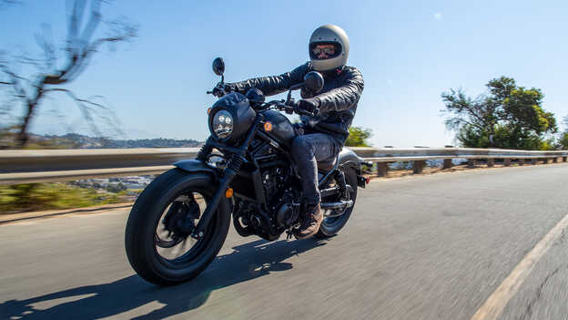 Detail LED svetla modelu Dax 125