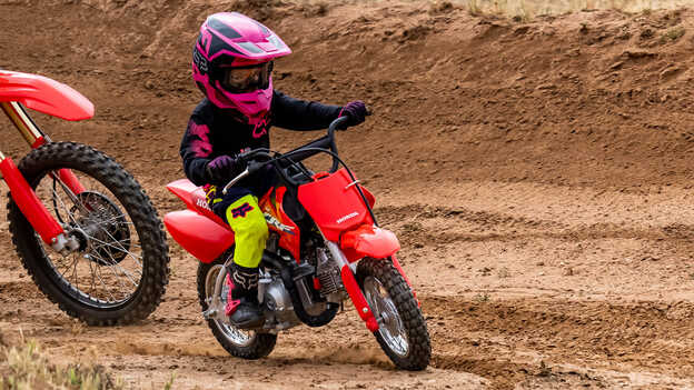 Honda CRf50F – štvortaktný motor s objemom 49 cm3